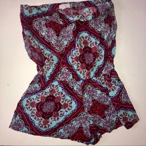 SOCIALITE romper size large
